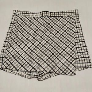 Garage plaid skort